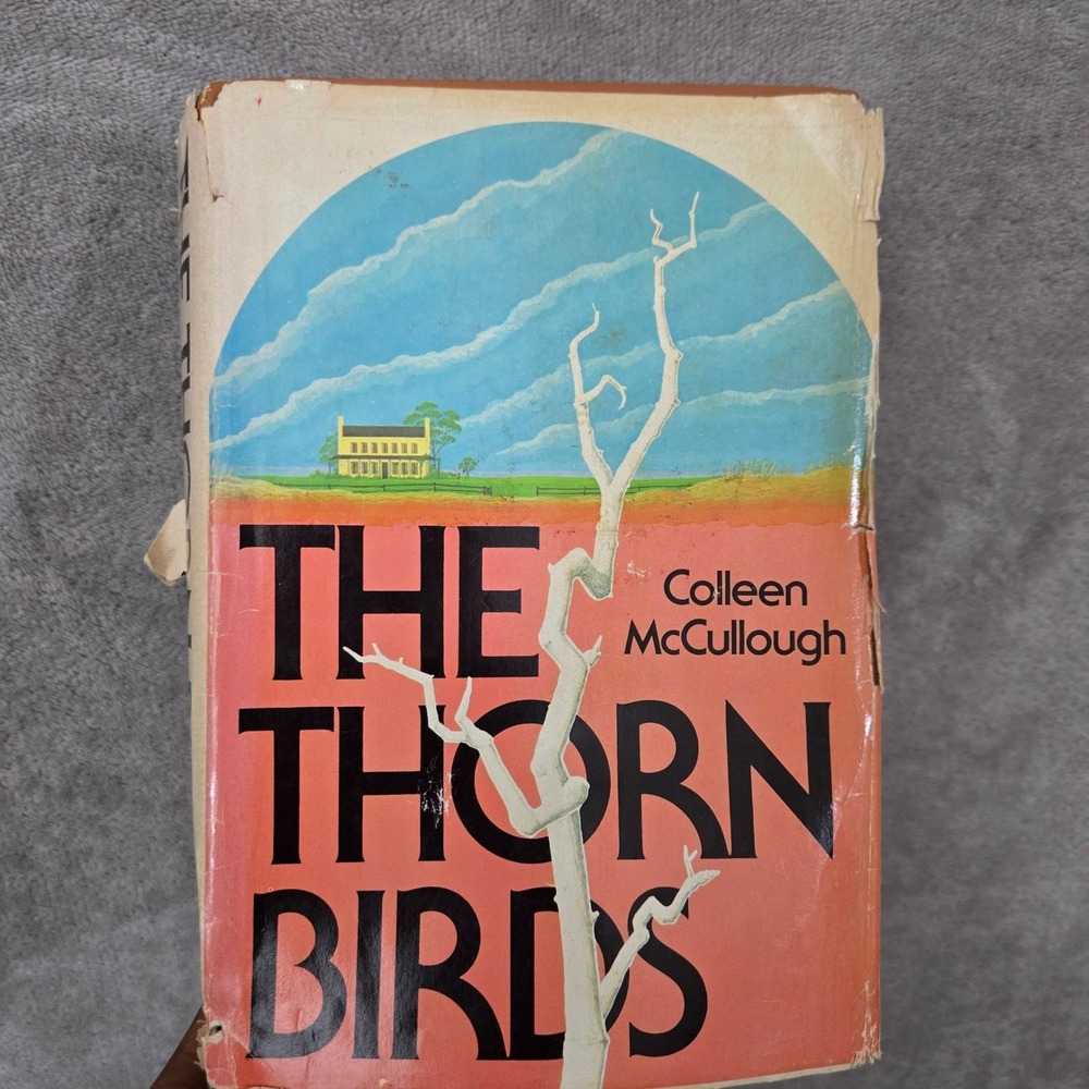 The Thorn Birds Hardcover Fiction Book Colleen McCullough 1977 Vintage